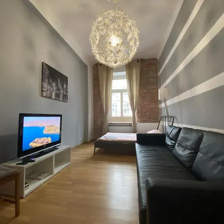 Radna Apartamento *